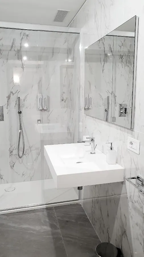 Bergamo Sottosopra Gold Apartment 0*,  Italy
